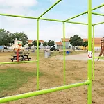 شقة 6 Person In